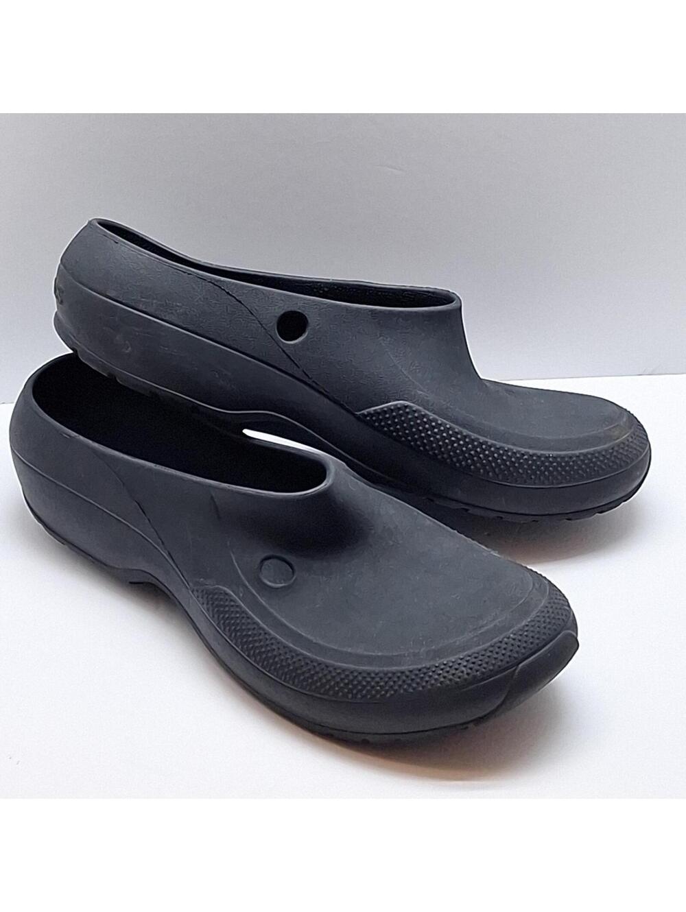 CROCS Black 8527  Mens 12 Black Slip On Excellent Condition Shoes